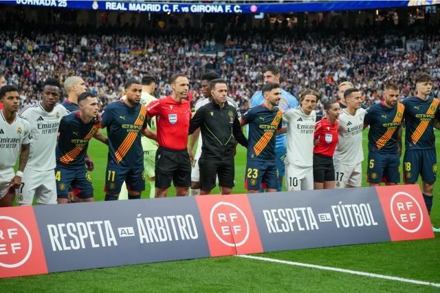 乐鱼官网-天赐礼物莫德里奇，让他续约为皇马踢到40岁！