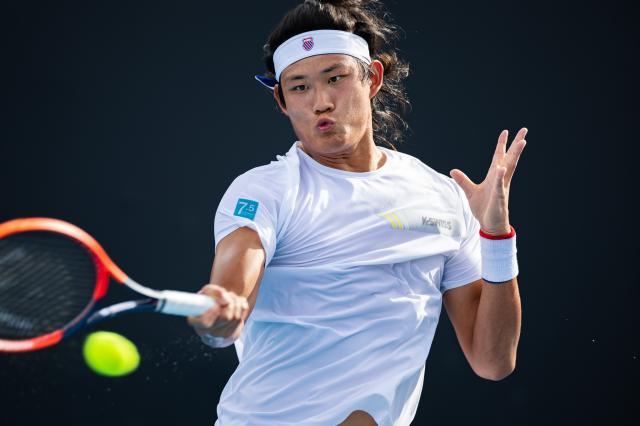 乐鱼官网-张之臻止步多哈资格赛首轮 进前100后遭遇新瓶颈？