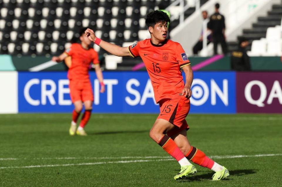 乐鱼体育官方网站-曝上海海港求购彭啸！报价超1000万，媒体人：泰山赶紧续约