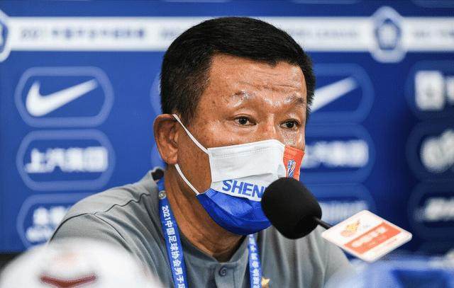 乐鱼体育官方网站-叕换帅！申花7年已更换7帅 真是教练问题？