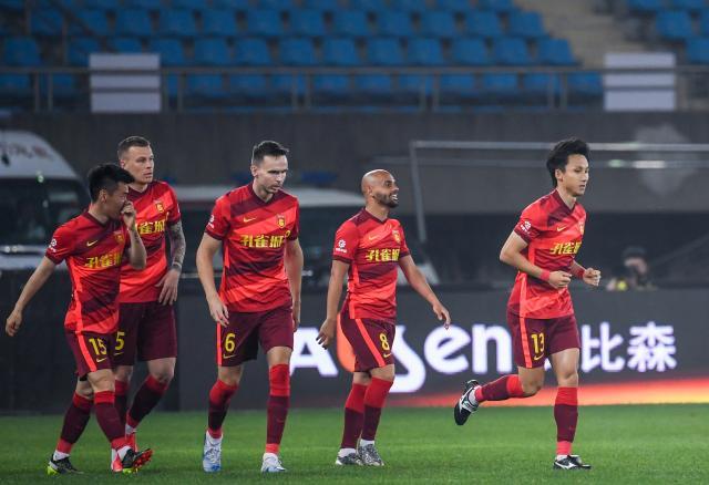 乐鱼体育app-【中超】尹鸿博破门丛震染红 10人津门虎0比1河北队