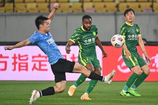 乐鱼官网-【中超综述】广州队国安赢首胜 沪上德比握手言和